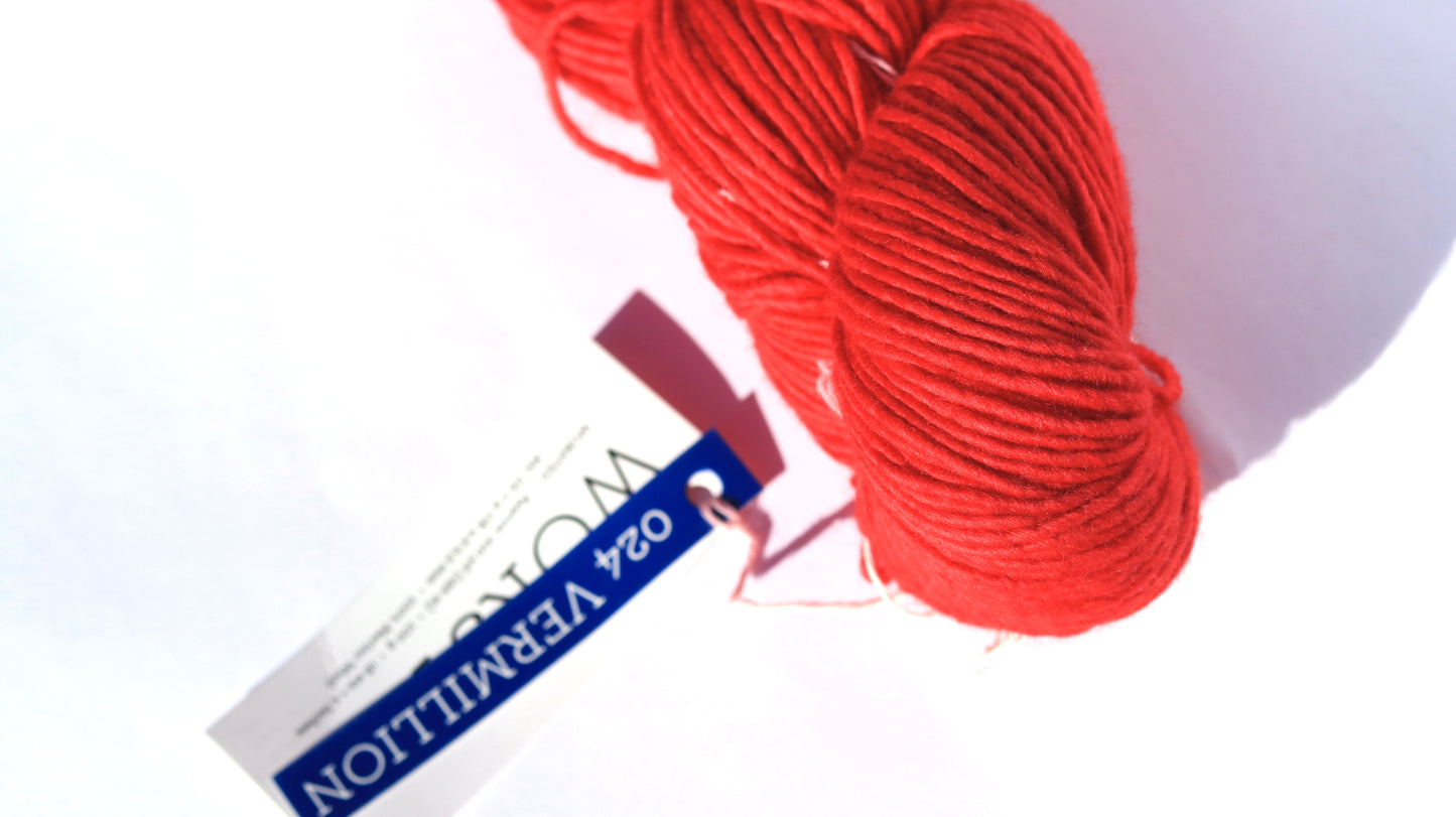 Worsted Vermillion 024